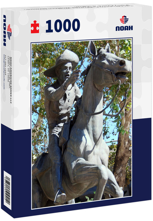 Sacramento California Western terminis Pony Express statue