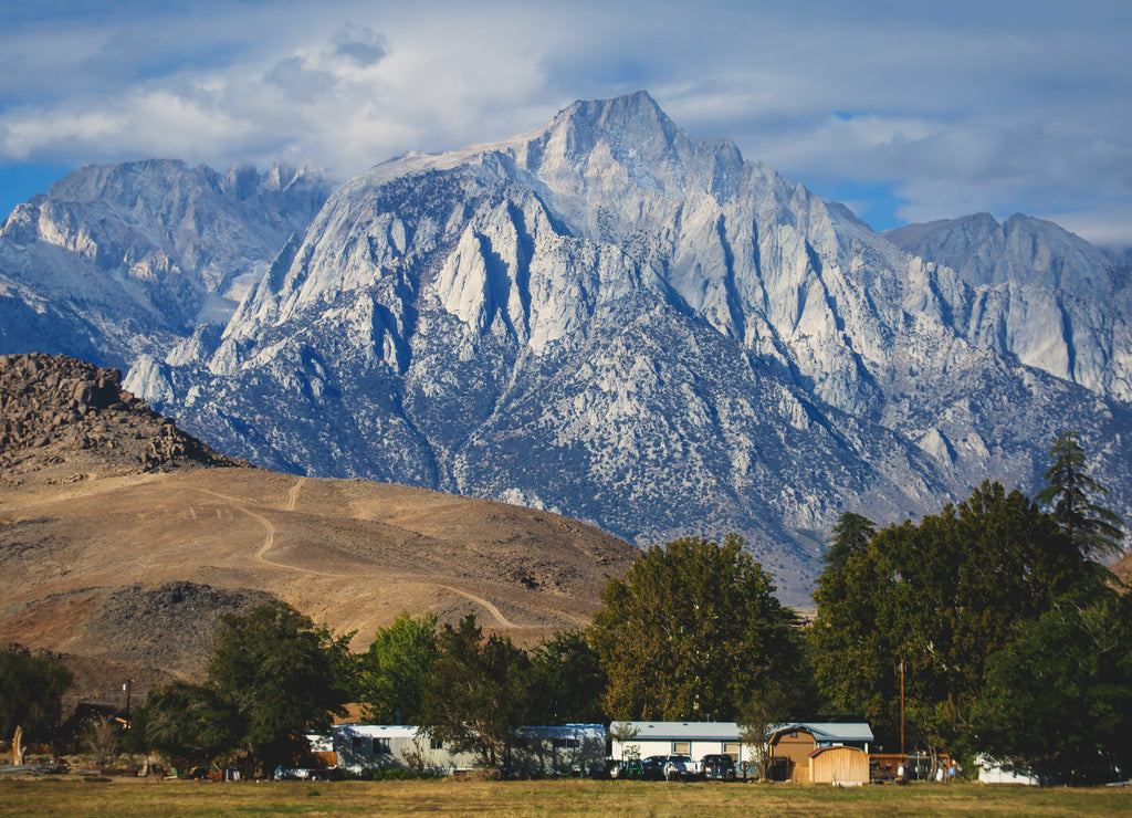 View of Lone Pine Peak, California, the town of Lone Pine, California, Inyo County, United States of America, Inyo National Fores
