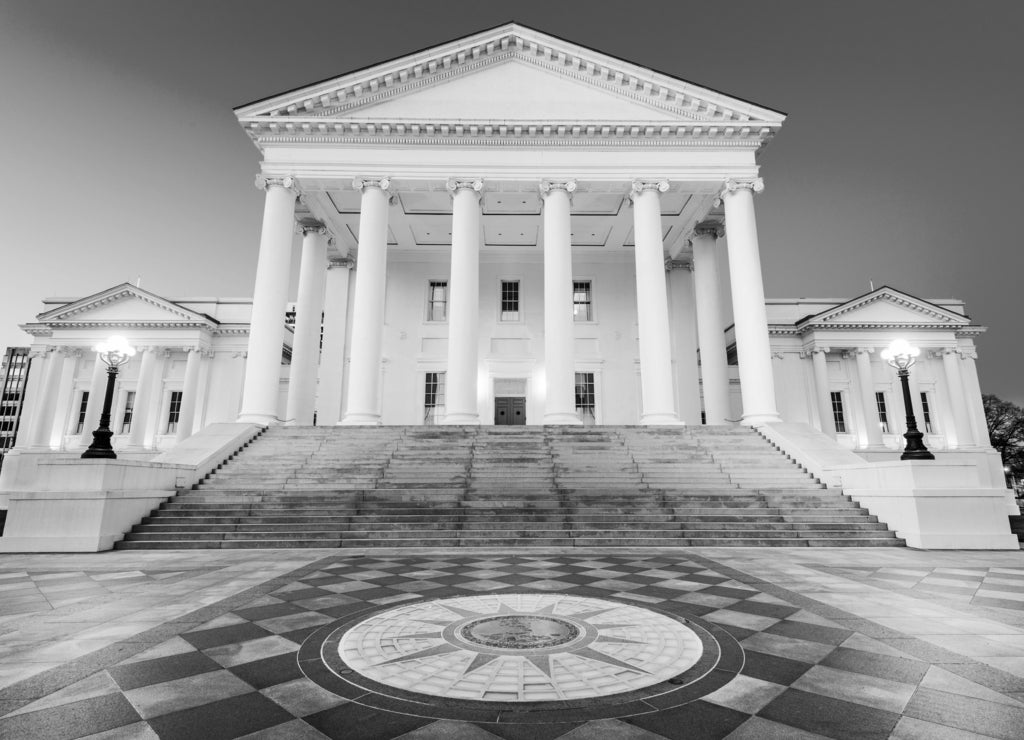 Virginia State Capitol in Richmond, Virginia, USA in black white