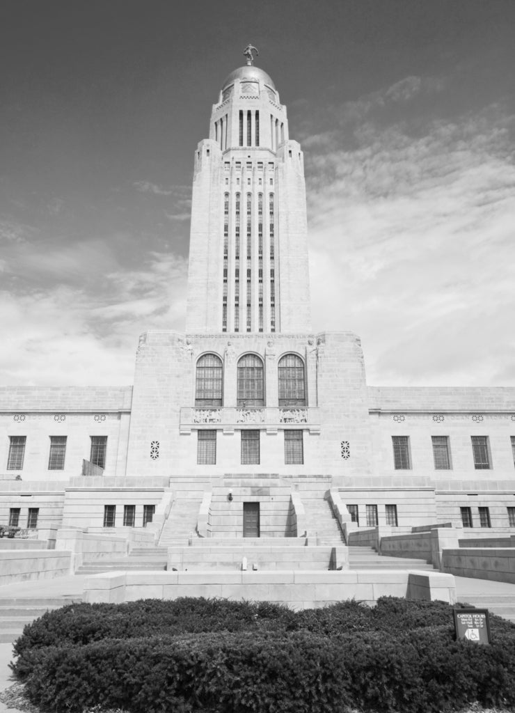 Lincoln, Nebraska - State Capitol Building in black white