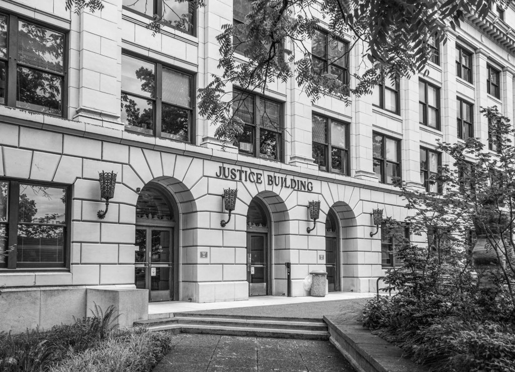 Oregon Justice Building, home of the state's Supreme Court and Court of Appeals in Salem in black white