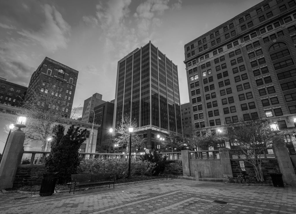 Buildings at Rodney Square at night, in Wilmington, Delaware in black white