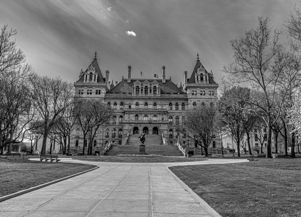 Capitol building in albany New York in black white