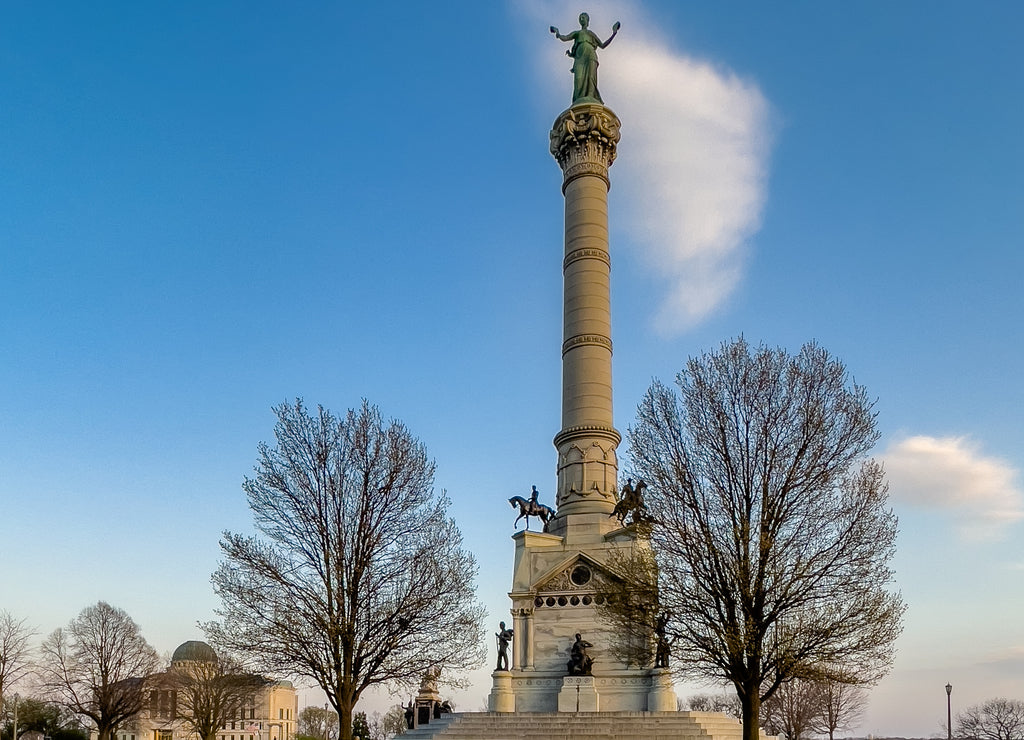 Soldier's and Sailor's Monument in Des Moines Iowa